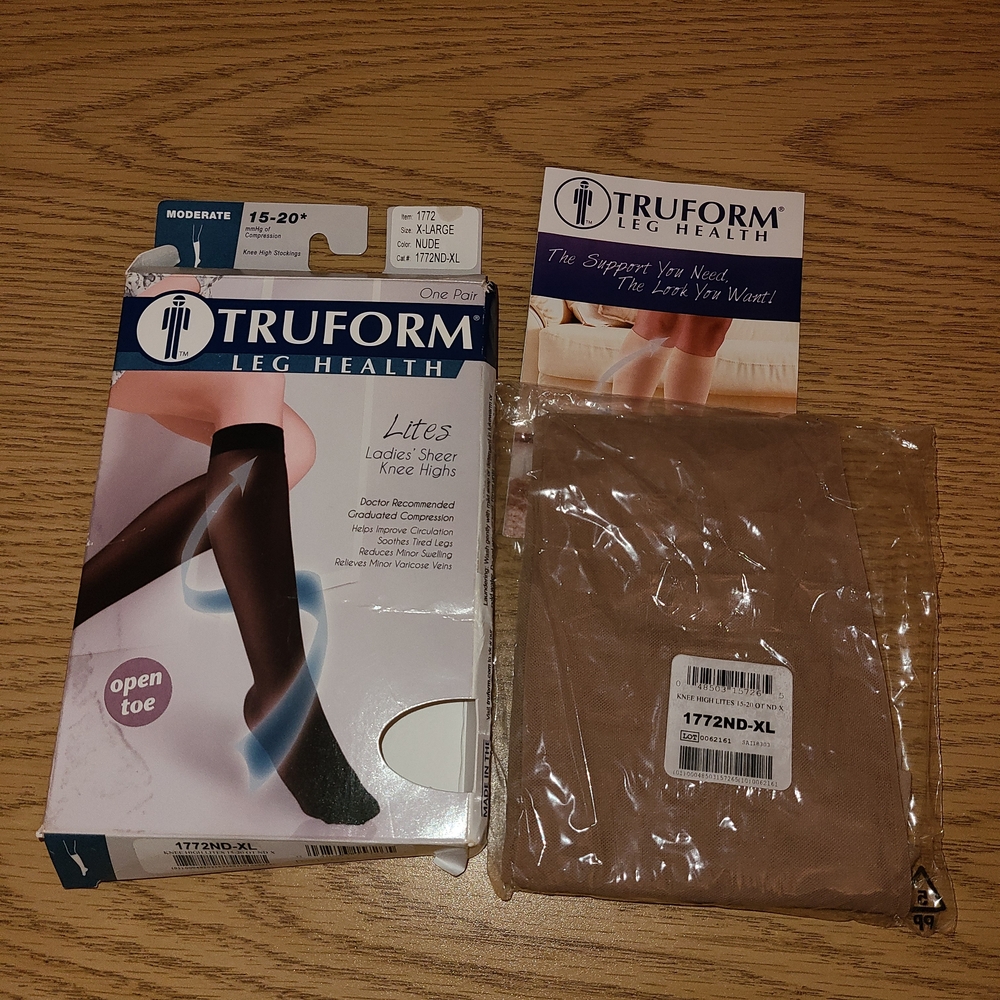 Truform - Compression Knee High Stockings for Woman